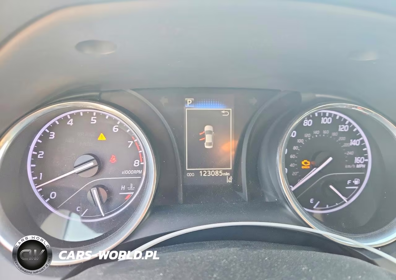 2018 Toyota Camry Se VIN:4T1B11HK5JU664074 - 9