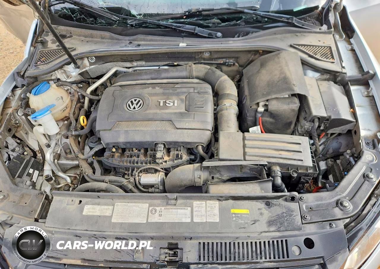 2015 Volkswagen Passat S VIN:1VWAT7A3XFC111558 - 11