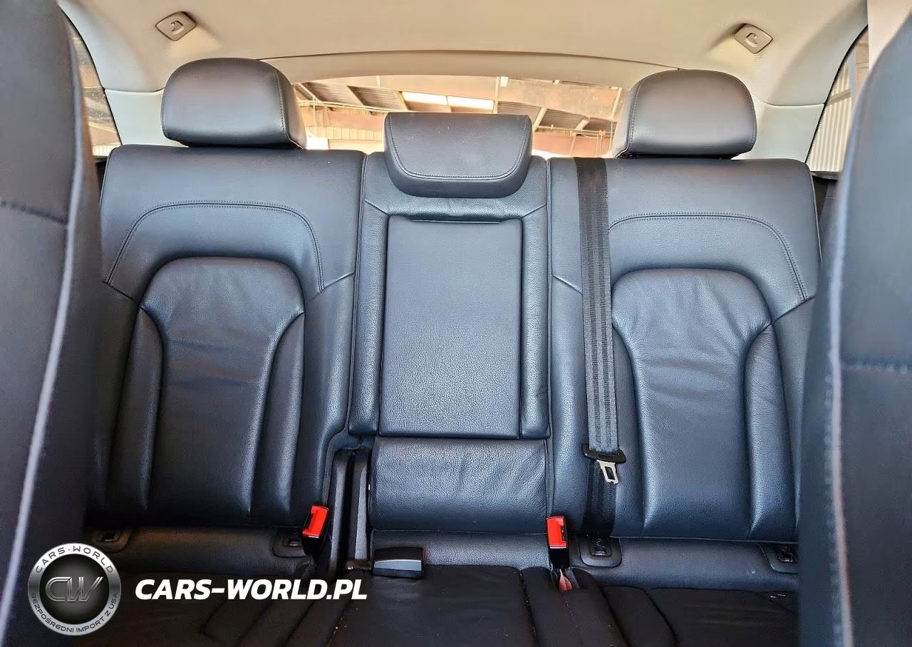 2014 Audi Q5 Premium Plus VIN:WA1LFAFP1EA068132 - 10