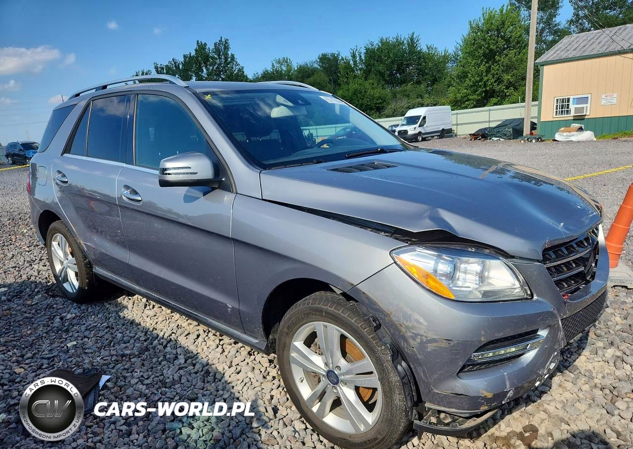 2015 Mercedes-Benz Ml 350 4Matic VIN:4JGDA5HB8FA551891 - 4