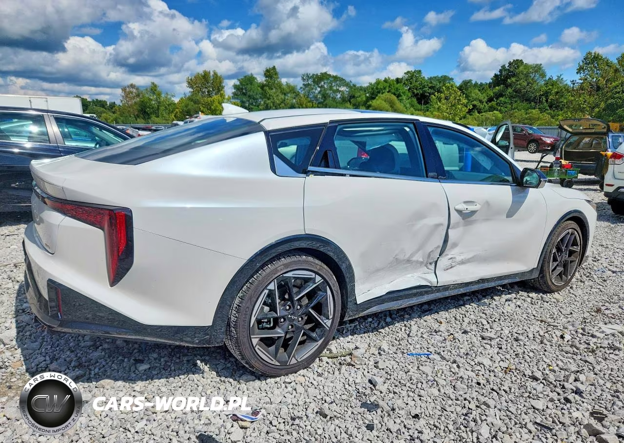 2026 Kia K4 Gt Line VIN:3KPFW4DE1TE344244 - 3