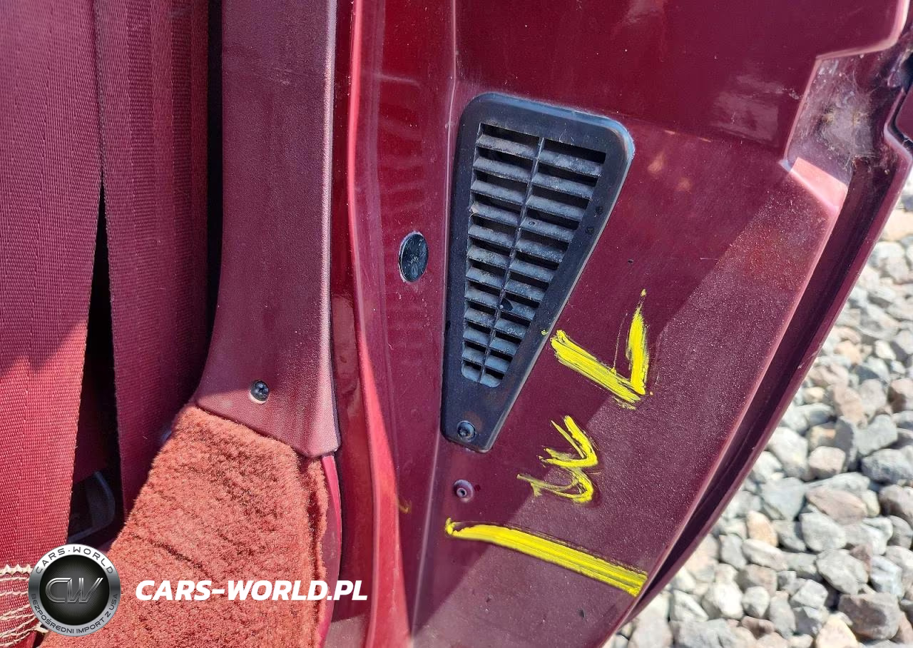 1993 Chevrolet Corvette VIN:1G1YY23P8P5103897 - 12