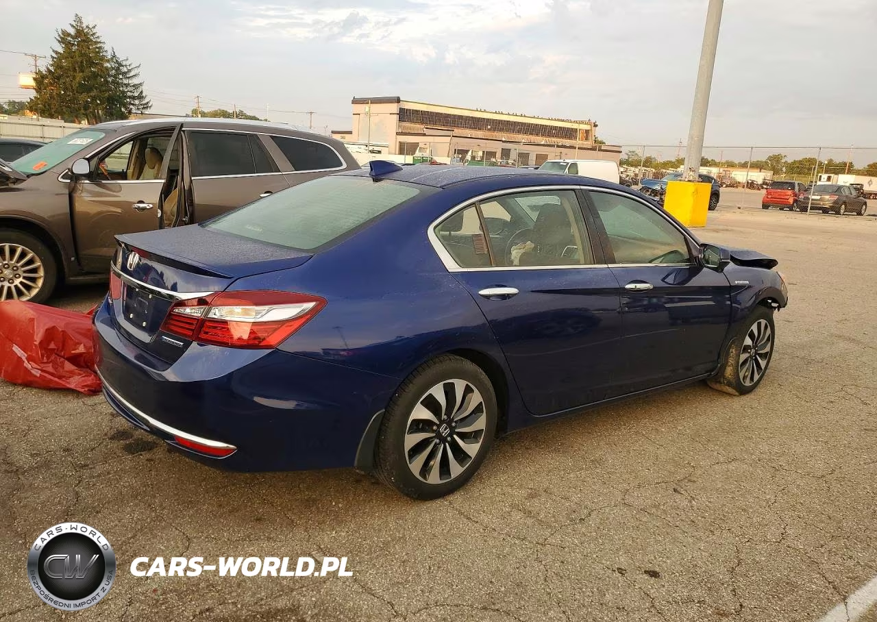 2017 Honda Accord Hybrid Exl VIN:JHMCR6F55HC006541 - 3