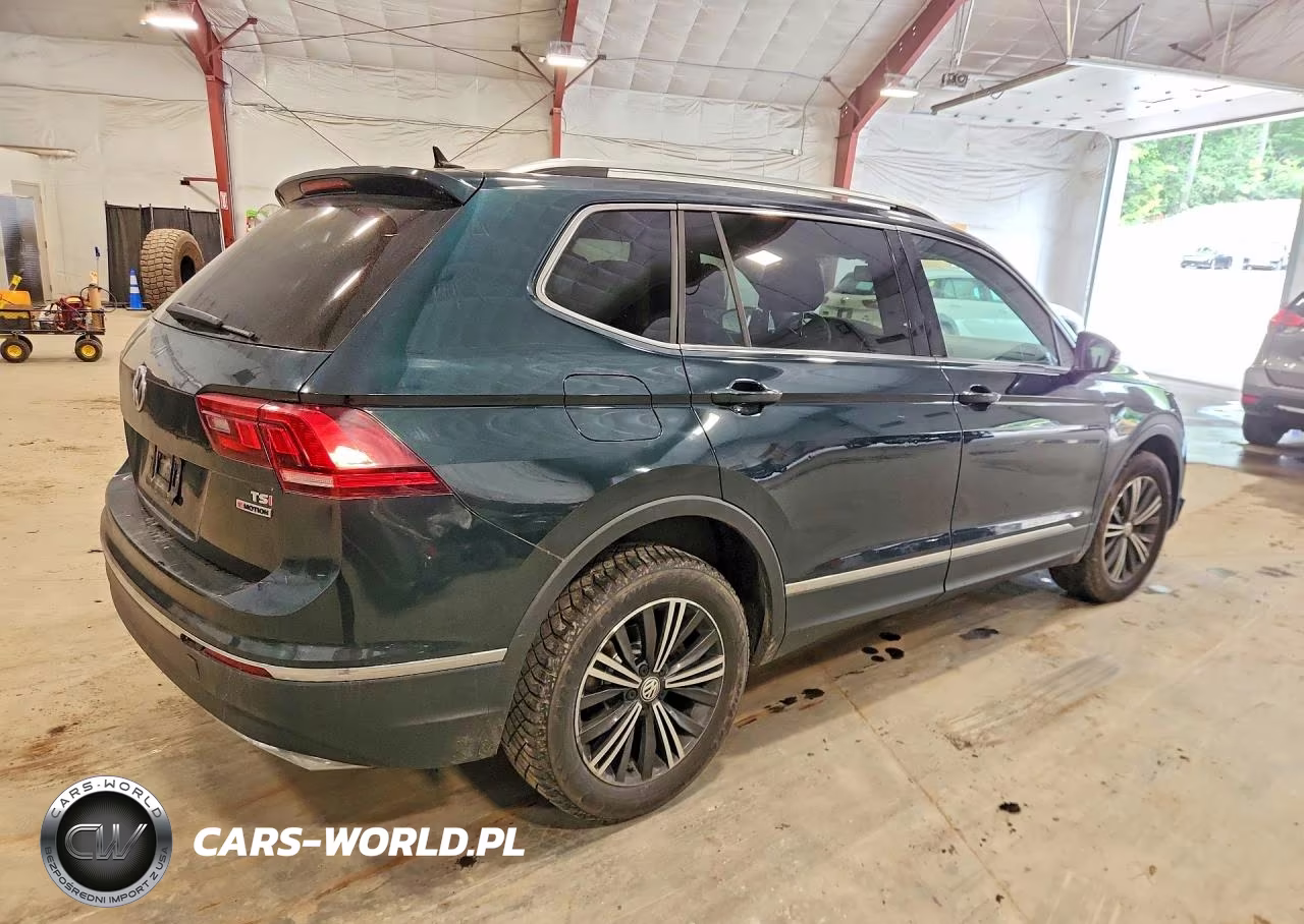 2018 Volkswagen Tiguan Se VIN:3VV2B7AX8JM192923 - 3