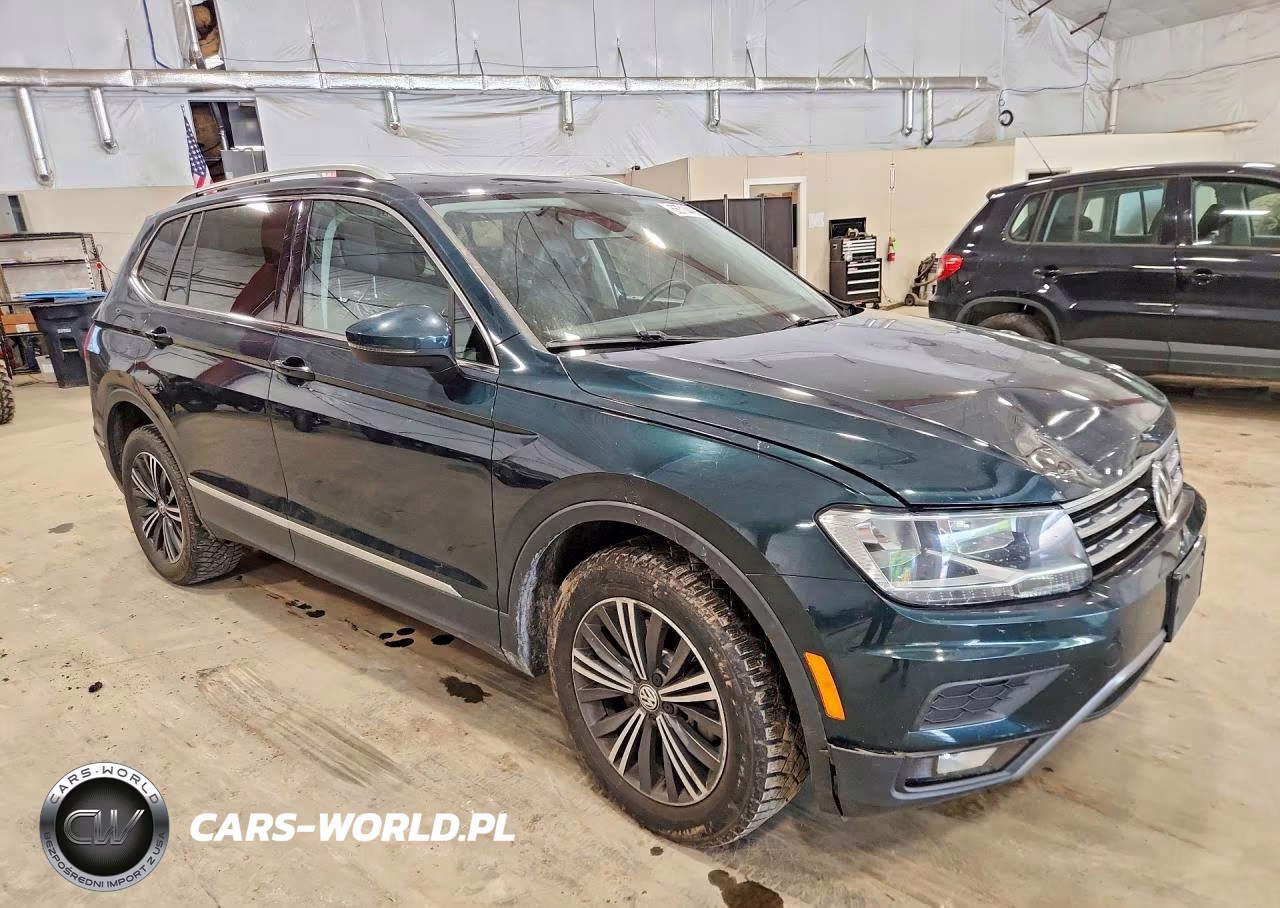 2018 Volkswagen Tiguan Se VIN:3VV2B7AX8JM192923 - 4