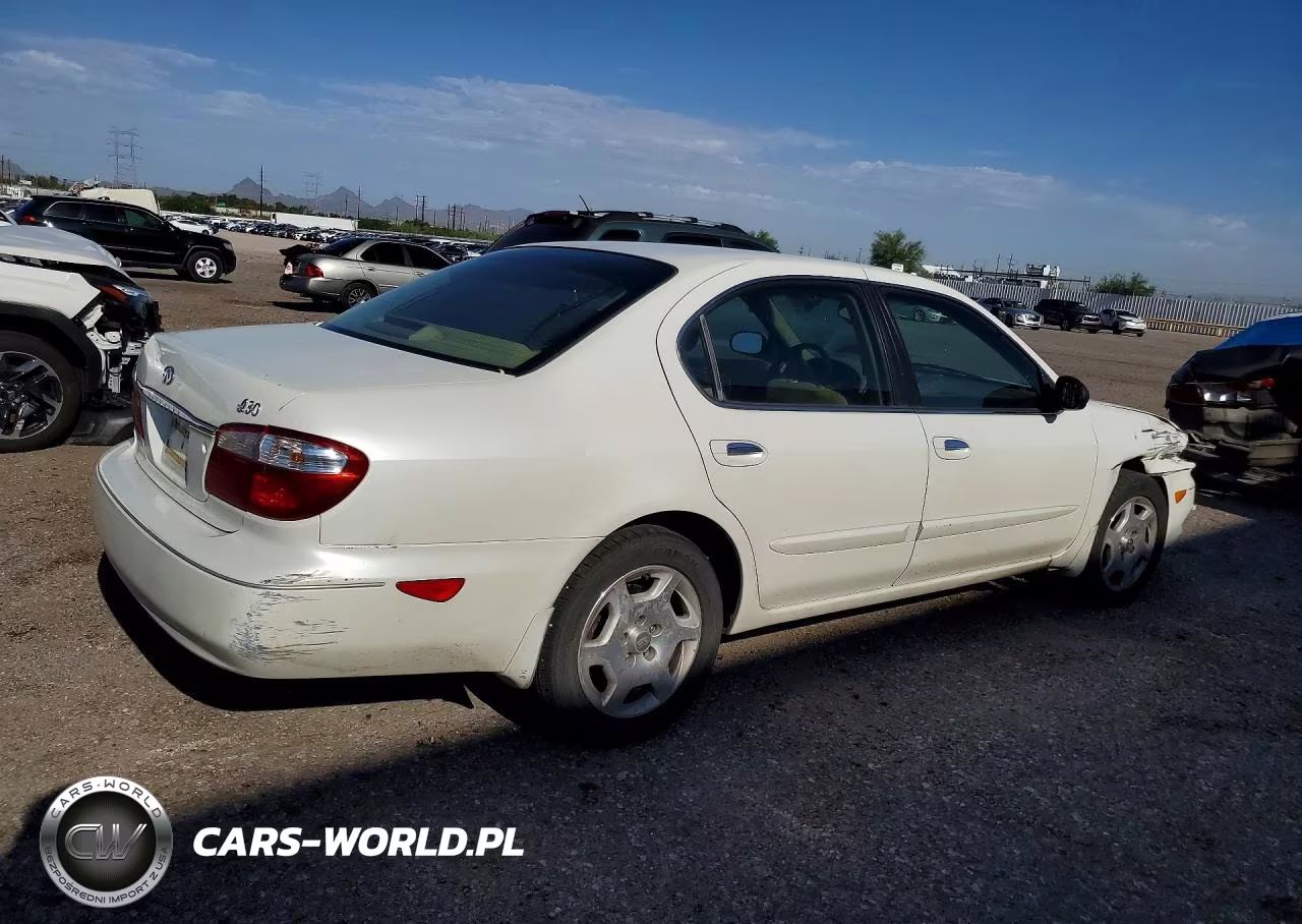 2000 Infiniti I30 Base VIN:JNKCA31A5YT209228 - 3