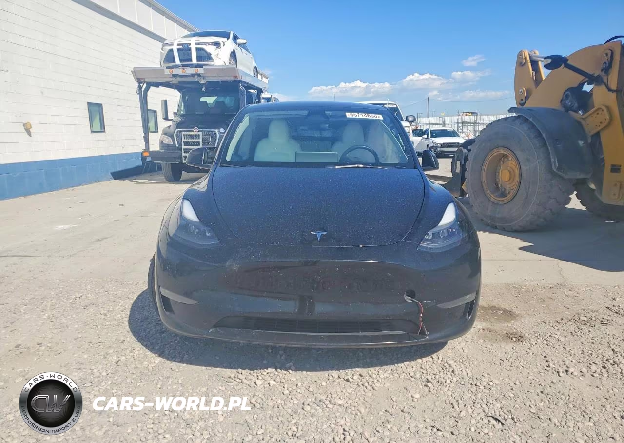 2023 Tesla Model Y VIN:7SAYGAEE6PF873579 - 5
