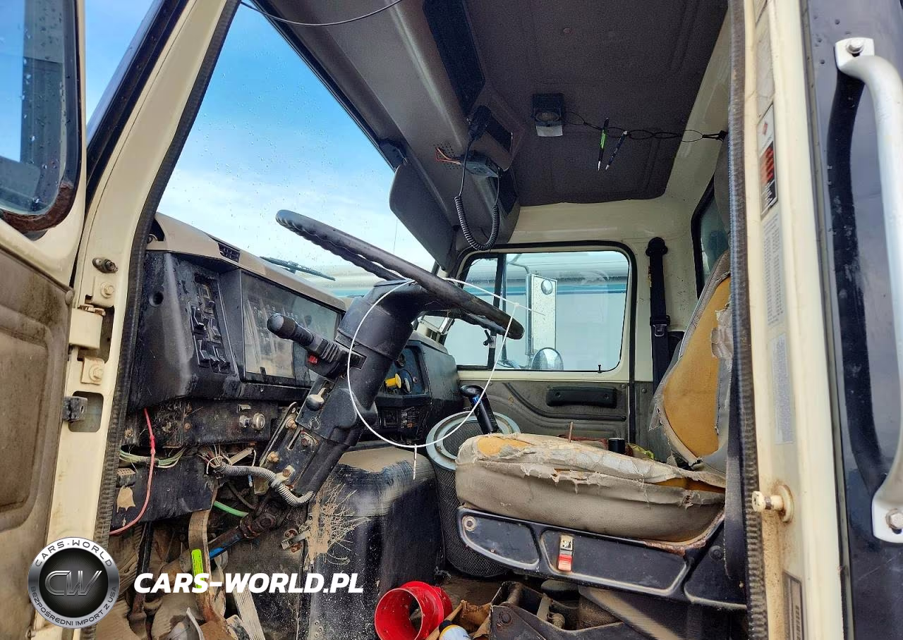 2002 International F-2574 Dump Truck VIN:1HTGGAET82H530310 - 7