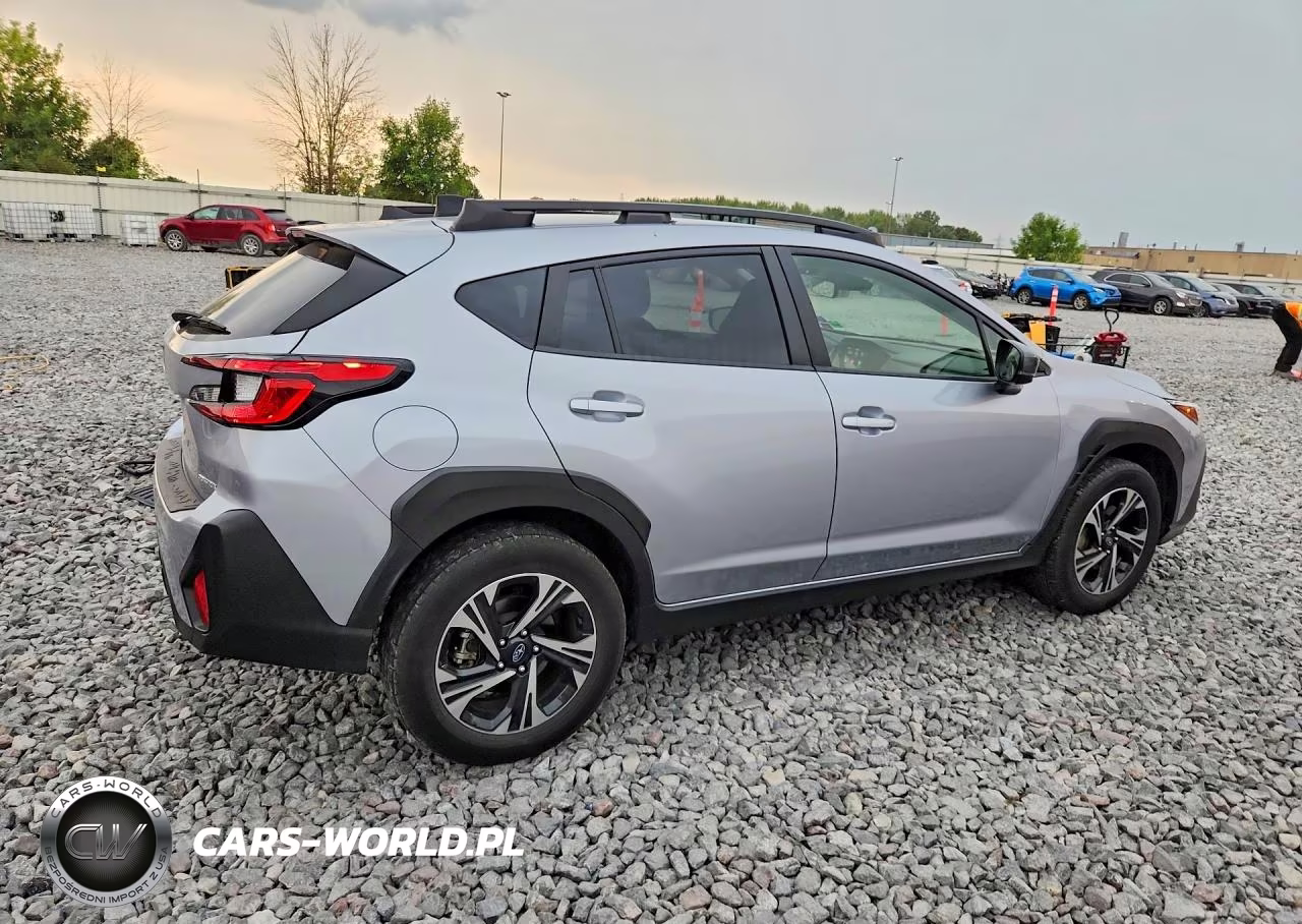 2024 Subaru Crosstrek Premium VIN:JF2GUADC7R8267214 - 3