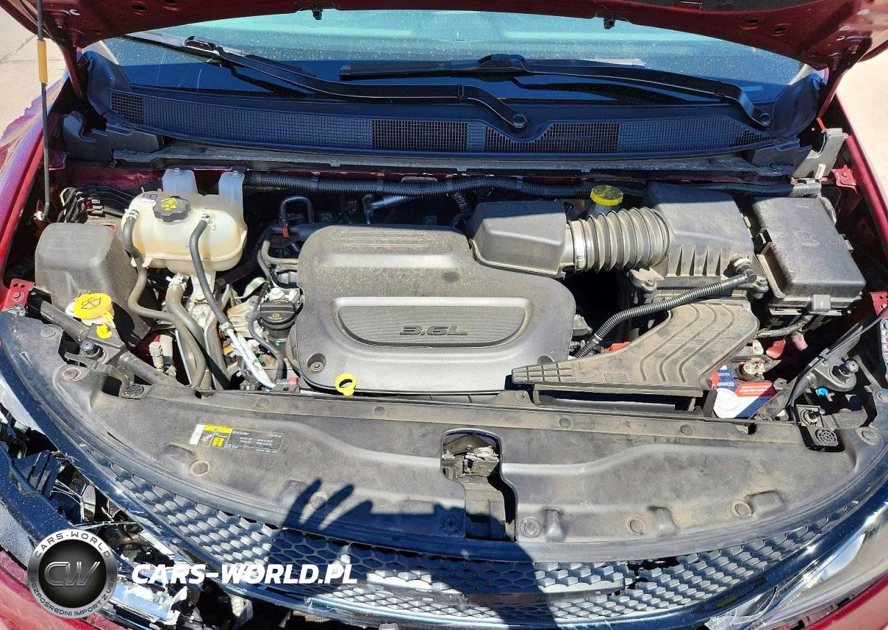 2020 Chrysler Pacifica Touring L VIN:2C4RC3BG7LR289057 - 12