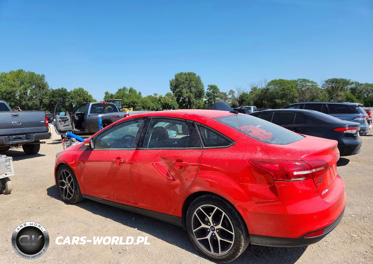 2017 Ford Focus Sel VIN:1FADP3H23HL264429 - 2