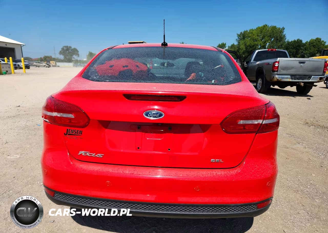 2017 Ford Focus Sel VIN:1FADP3H23HL264429 - 6