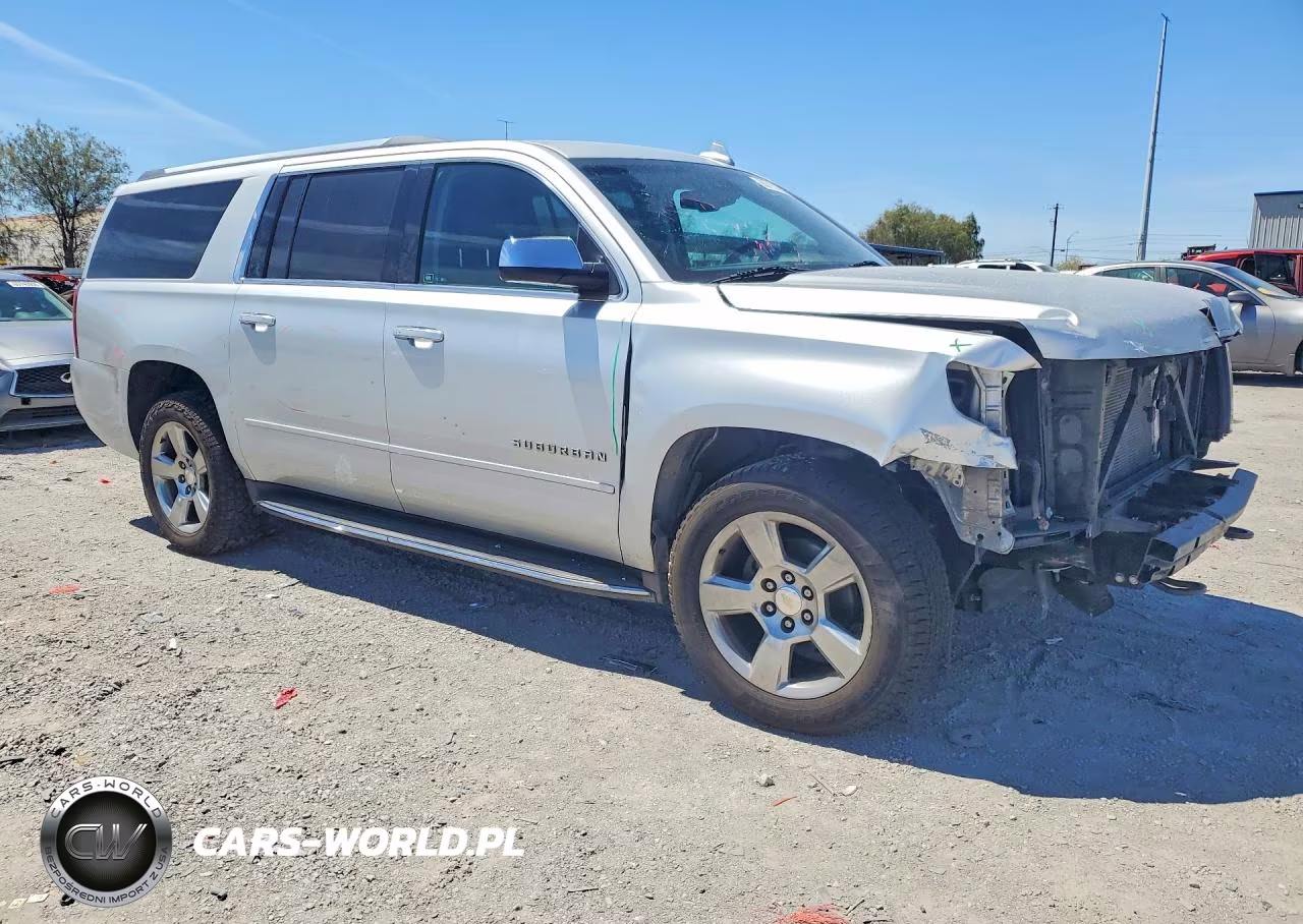 2018 Chevrolet Suburban C1500 Premier VIN:1GNSCJKC0JR112265 - 4
