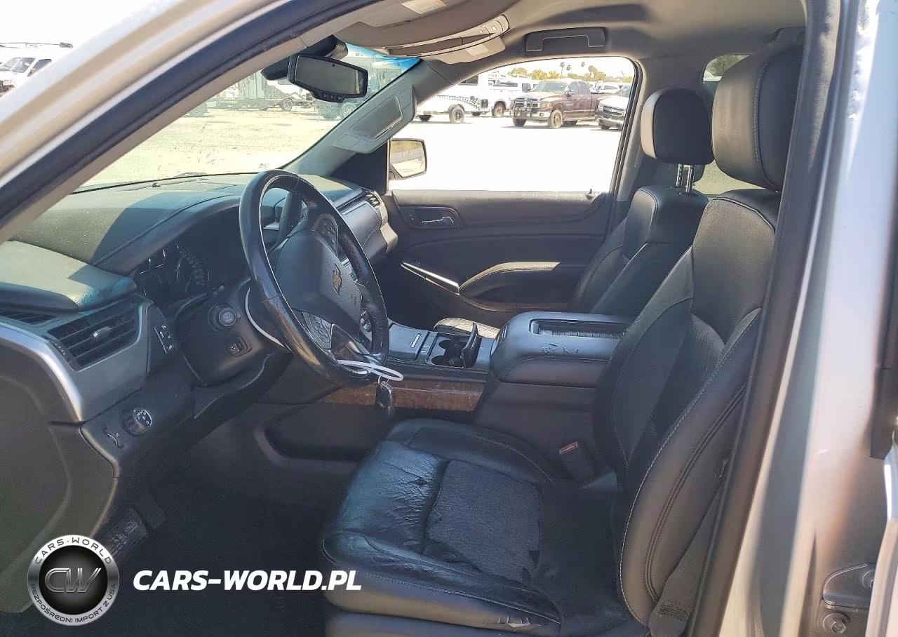 2018 Chevrolet Suburban C1500 Premier VIN:1GNSCJKC0JR112265 - 7