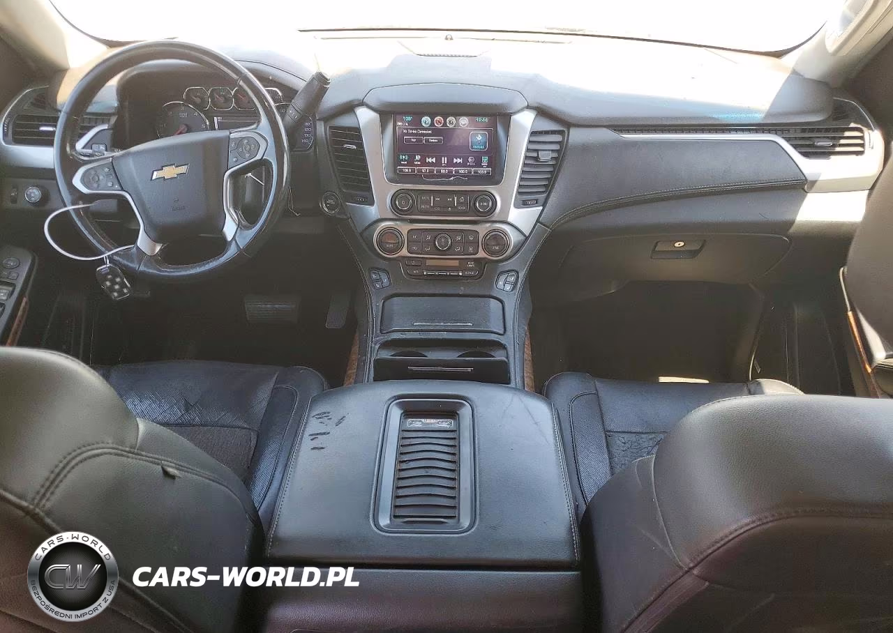 2018 Chevrolet Suburban C1500 Premier VIN:1GNSCJKC0JR112265 - 8
