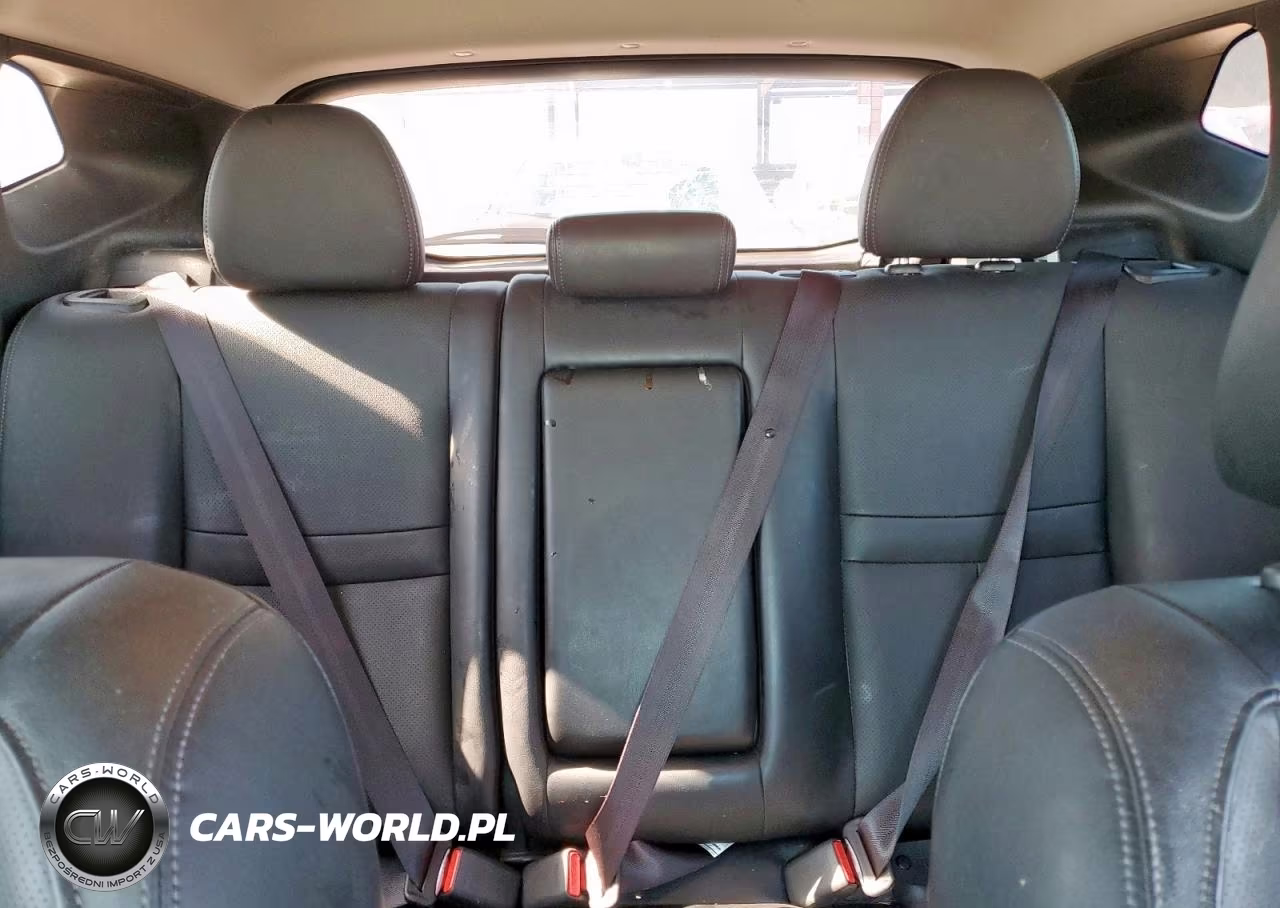 2018 Nissan Rogue Sport S VIN:JN1BJ1CP7JW106872 - 10