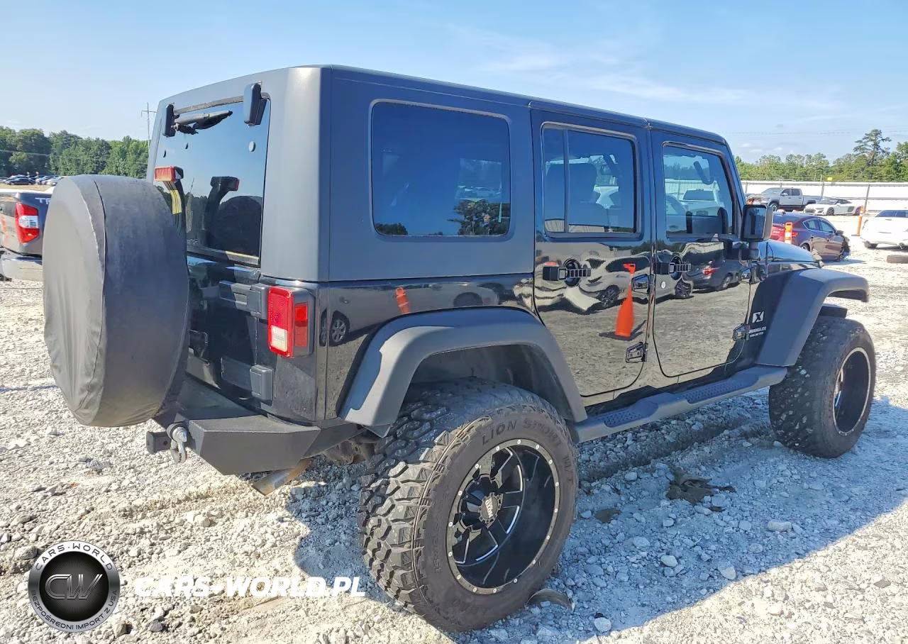 2008 Jeep Wrangler Unlimited X VIN:1J4GA39188L650014 - 3