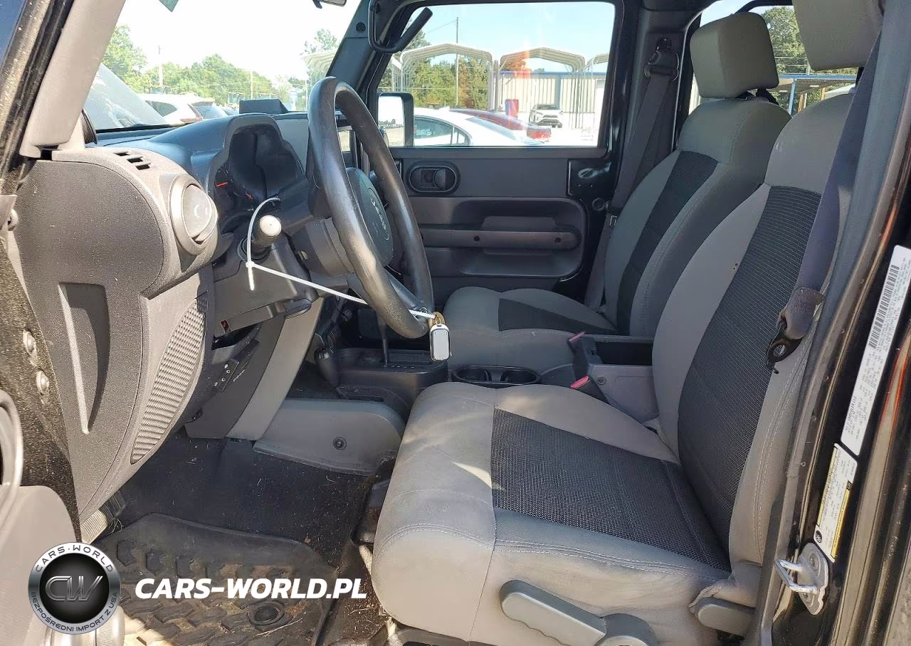 2008 Jeep Wrangler Unlimited X VIN:1J4GA39188L650014 - 7