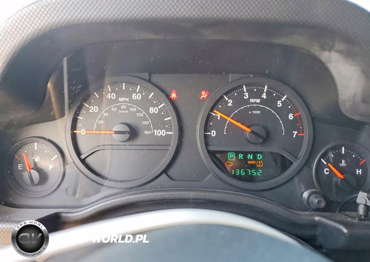 2008 Jeep Wrangler Unlimited X VIN:1J4GA39188L650014 - 9