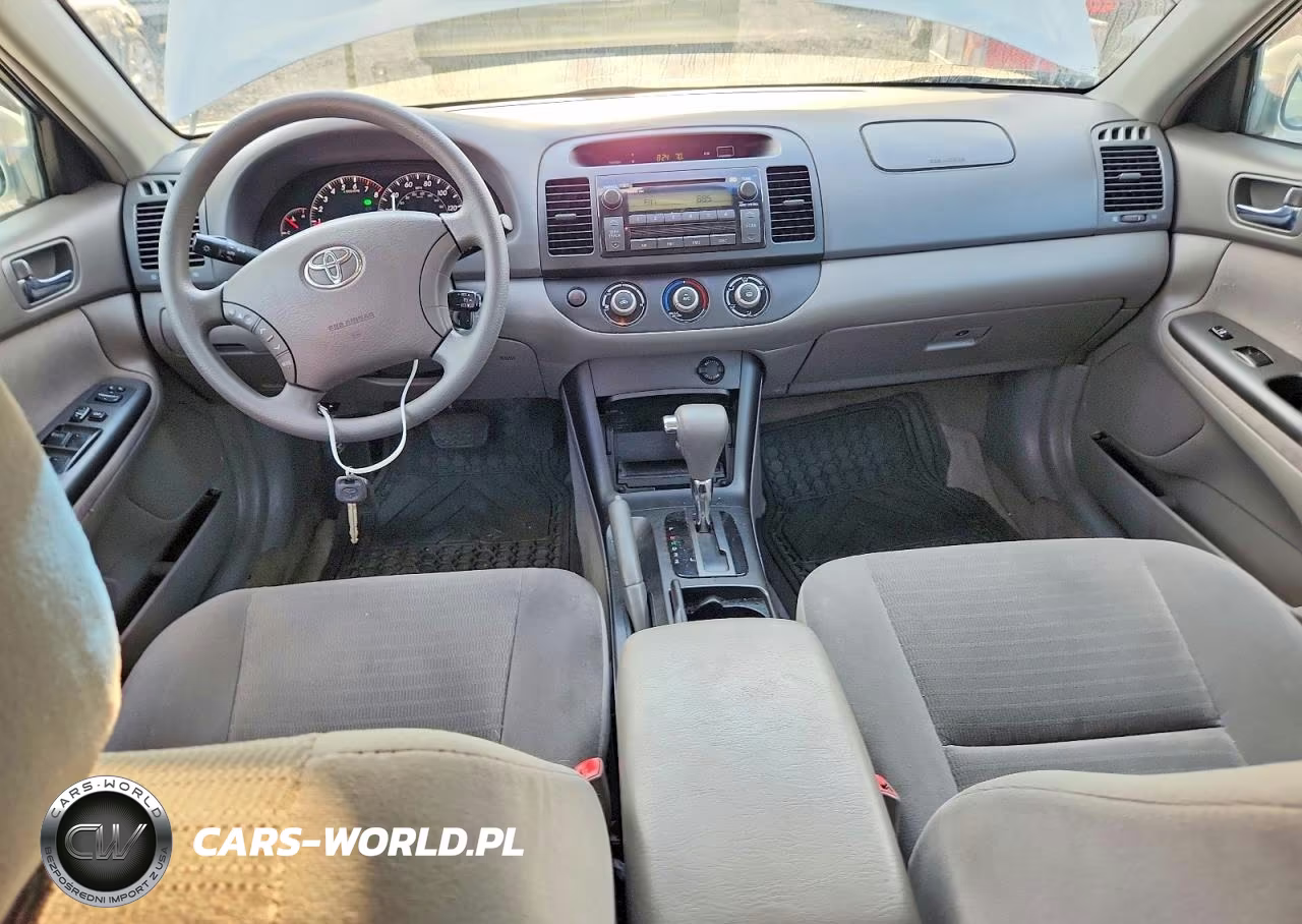 2005 Toyota Camry Le VIN:4T1BE30K55U060137 - 8