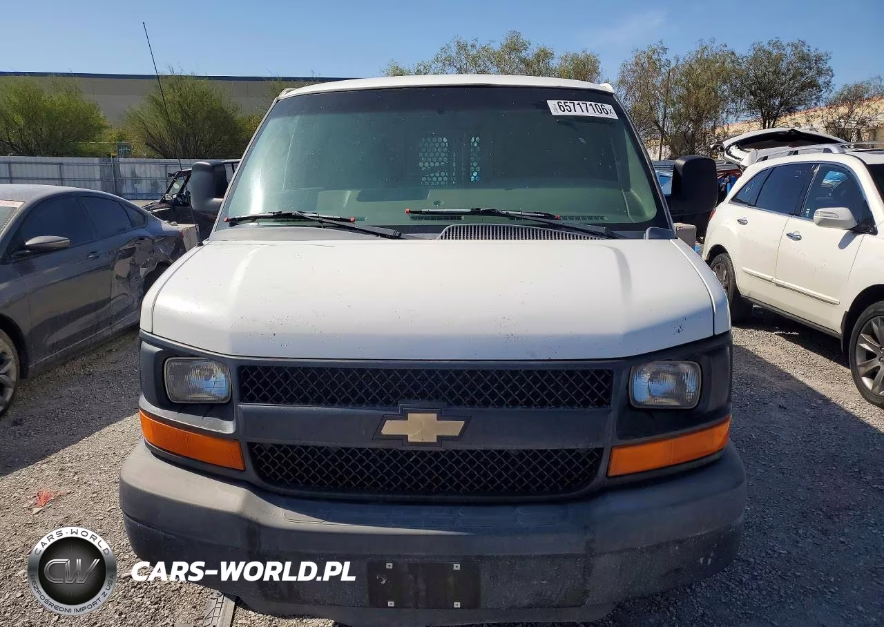2011 Chevrolet Express G1500 VIN:1GCSGAF40B1135061 - 5