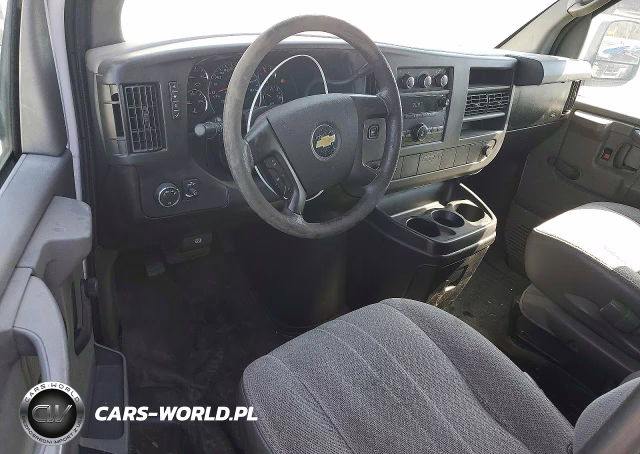 2011 Chevrolet Express G1500 VIN:1GCSGAF40B1135061 - 8