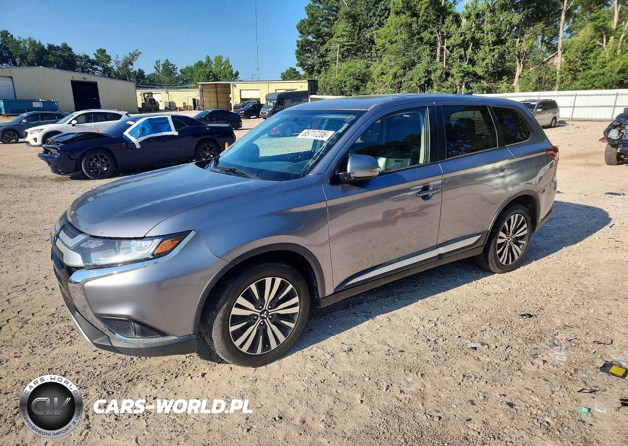 2019 Mitsubishi Outlander Se – zdjęcie 1 z 12
