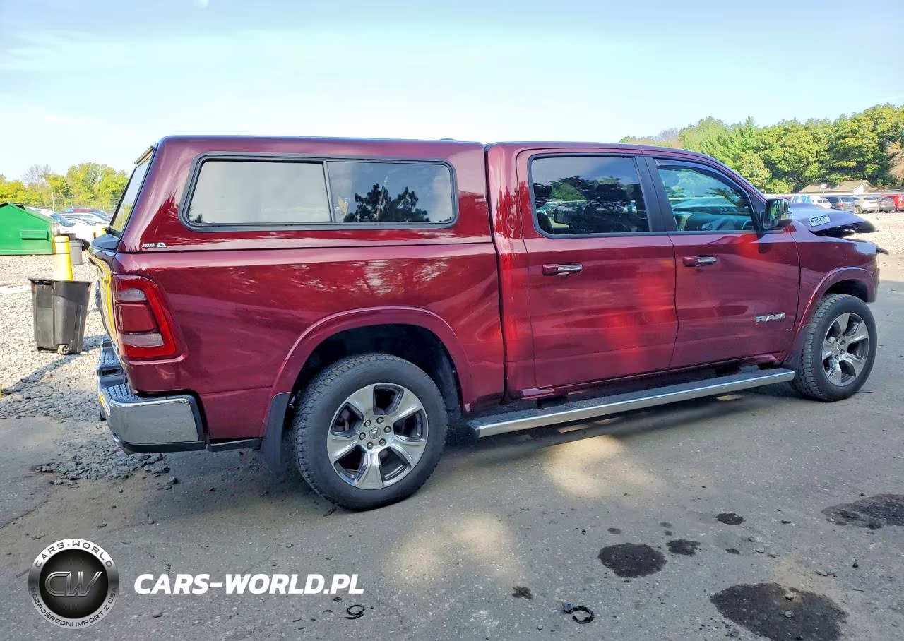 2019 Ram 1500 Laramie VIN:1C6SRFJT7KN786774 - 3
