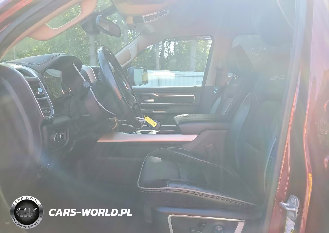 2019 Ram 1500 Laramie VIN:1C6SRFJT7KN786774 - 7