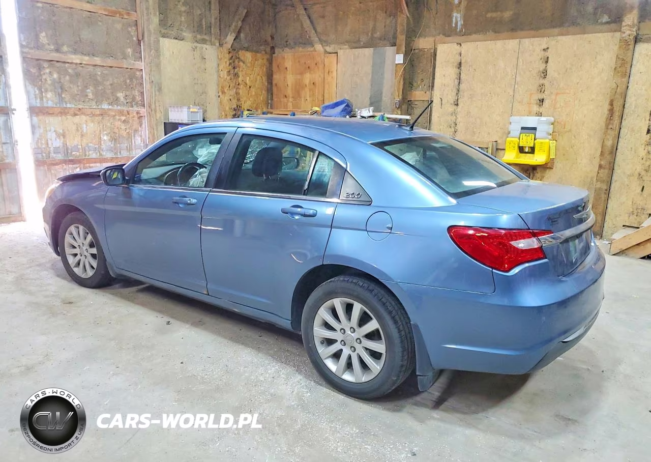 2011 Chrysler 200 Touring VIN:1C3BC1FB5BN602496 - 2
