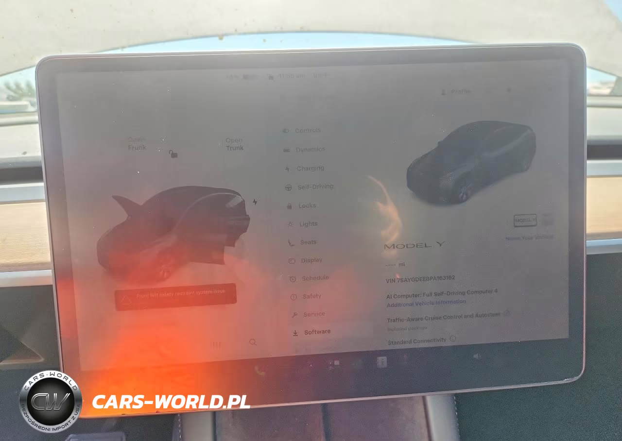 2023 Tesla Model Y VIN:7SAYGDEE8PA163162 - 9