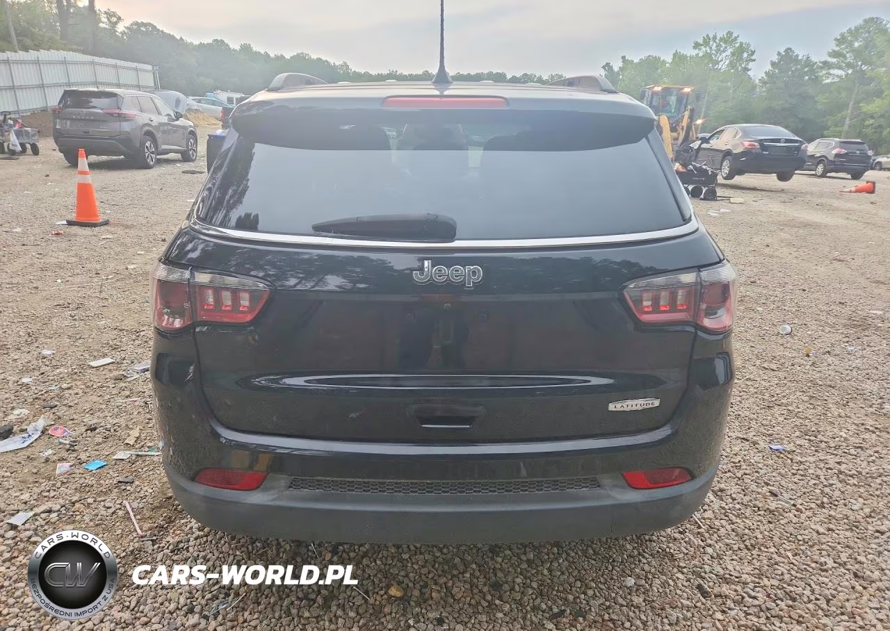 2017 Jeep Compass Latitude VIN:3C4NJCBB5HT632543 - 6