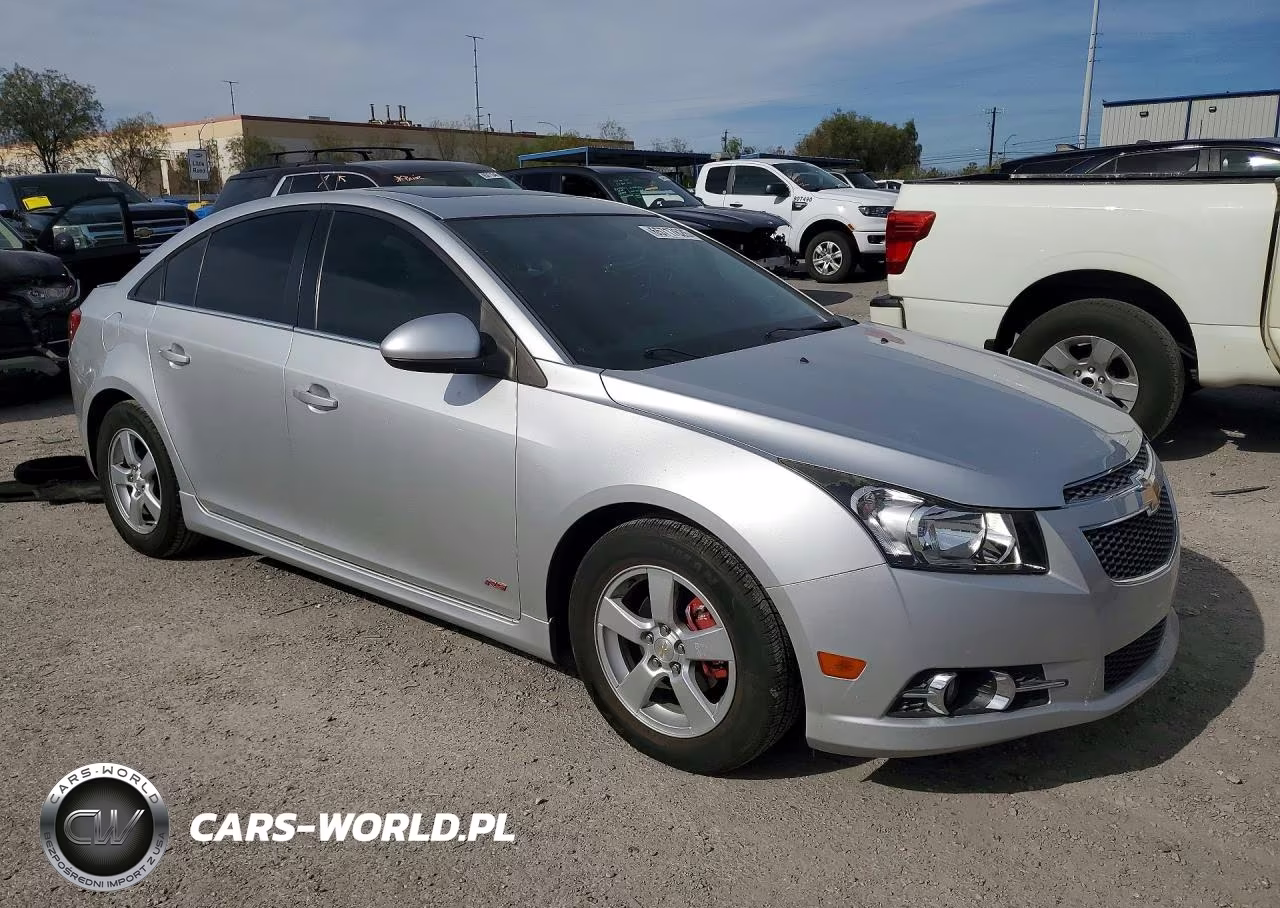 2014 Chevrolet Cruze Lt VIN:1G1PC5SB2E7472645 - 4