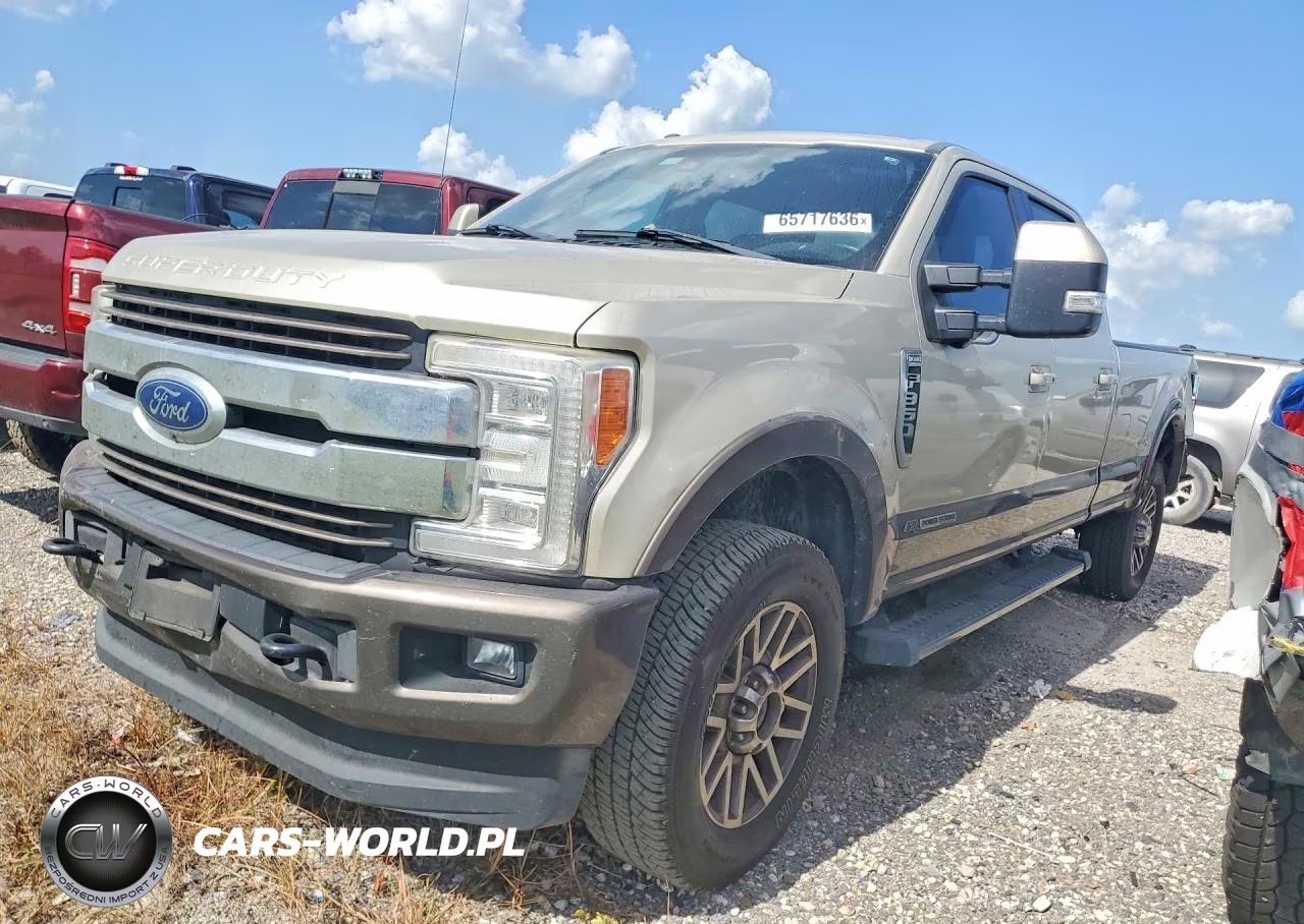 2017 Ford F350 Super Duty – zdjęcie 1 z 13