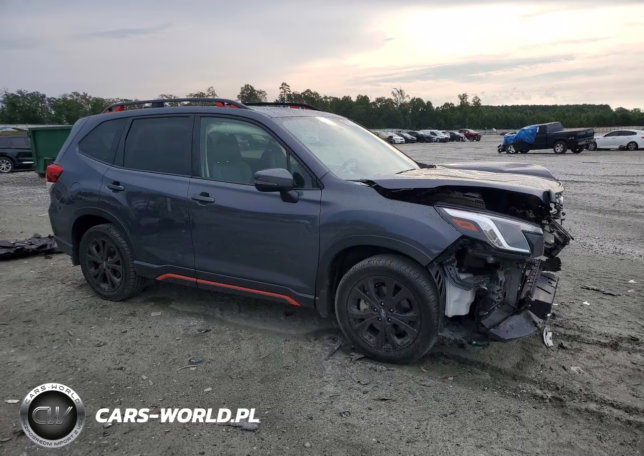 2024 Subaru Forester Sport VIN:JF2SKAGCXRH457407 - 4