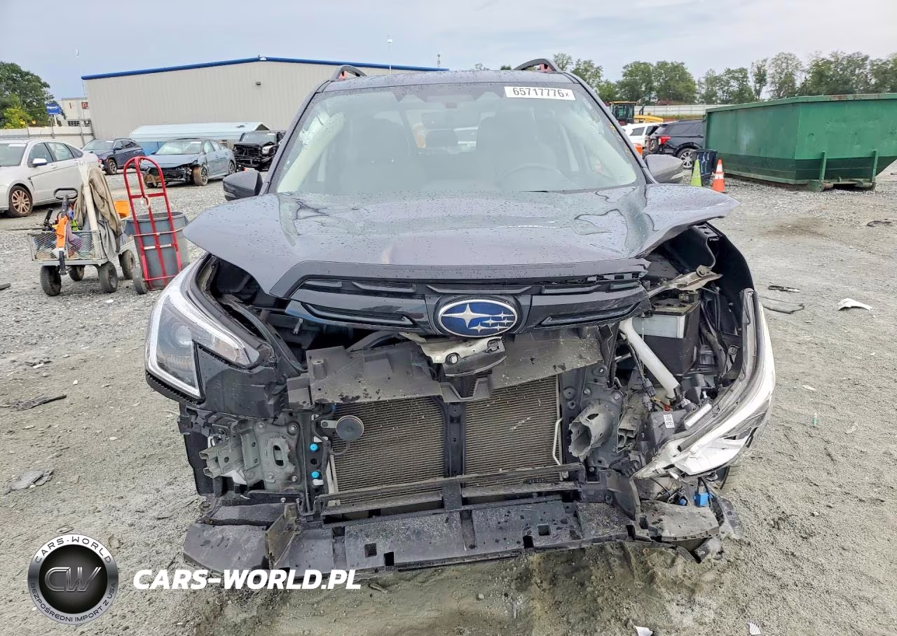 2024 Subaru Forester Sport VIN:JF2SKAGCXRH457407 - 5