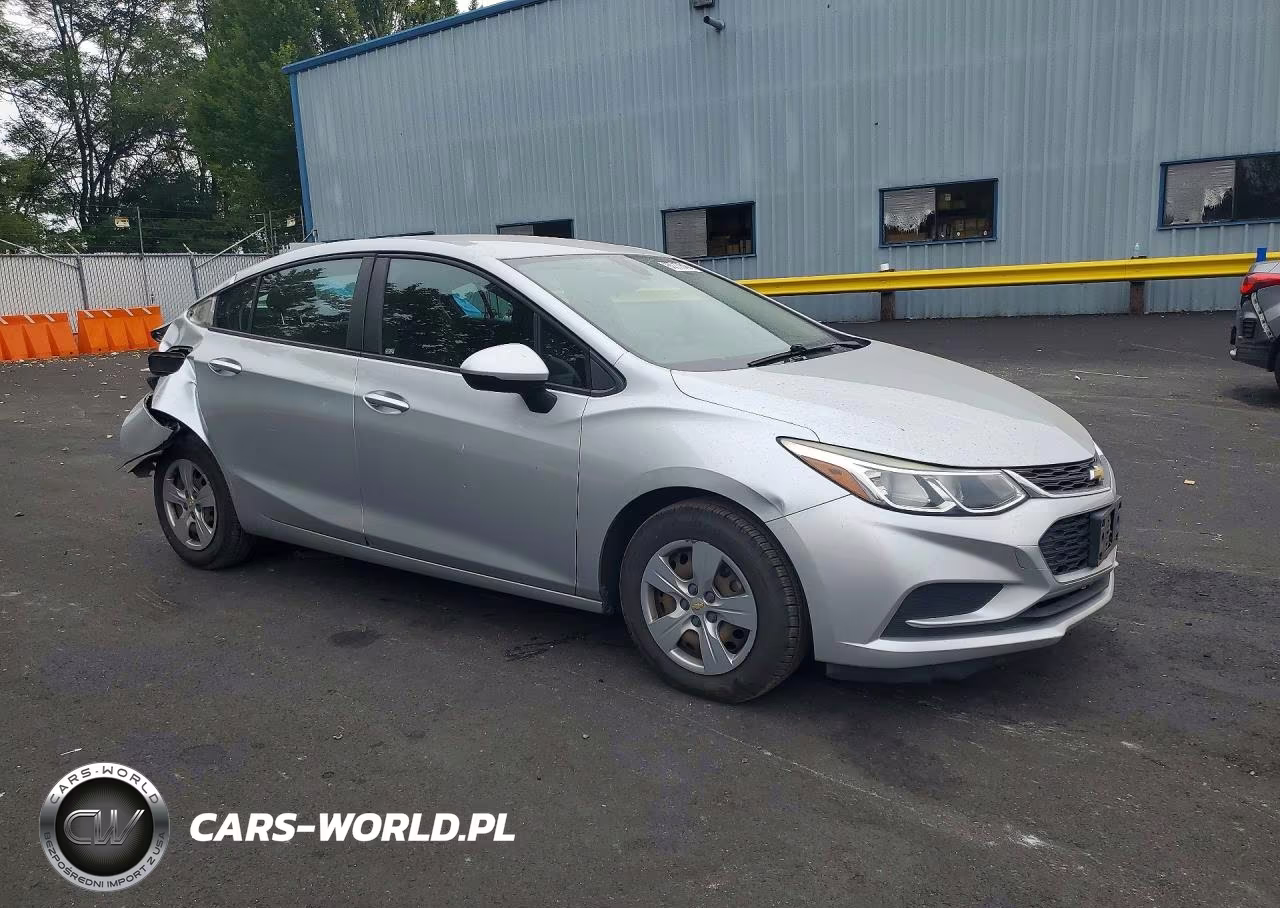 2018 Chevrolet Cruze Ls VIN:1G1BC5SMXJ7145139 - 4
