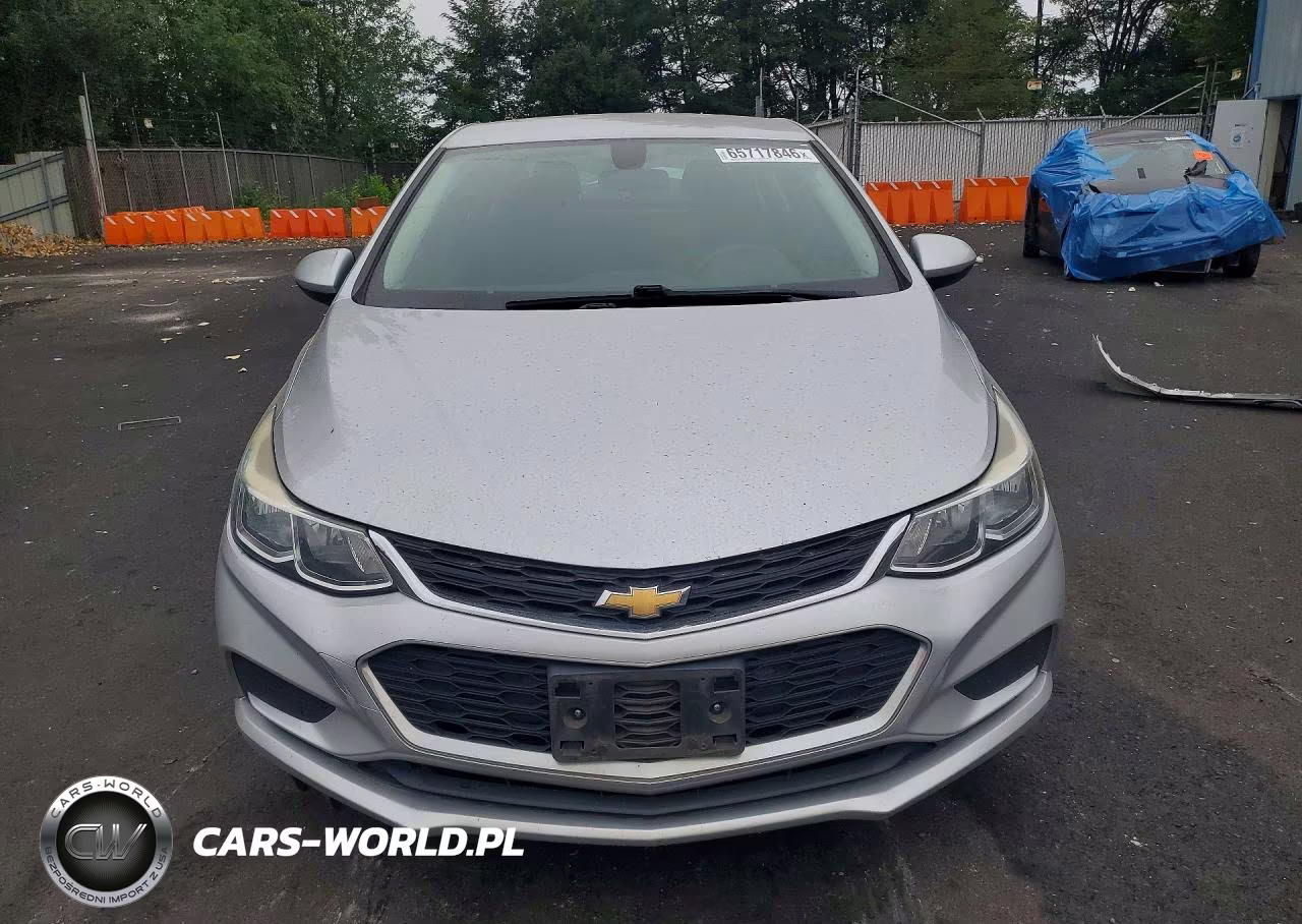 2018 Chevrolet Cruze Ls VIN:1G1BC5SMXJ7145139 - 5