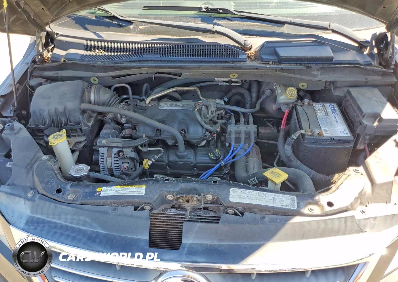 2010 Volkswagen Routan Se VIN:2V4RW3D13AR272341 - 12
