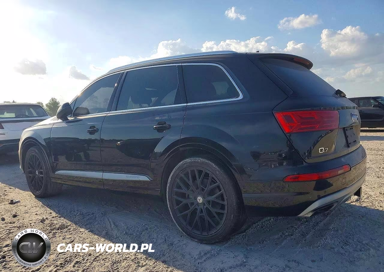 2017 Audi Q7 Premium Plus VIN:WA1LAAF72HD023816 - 2