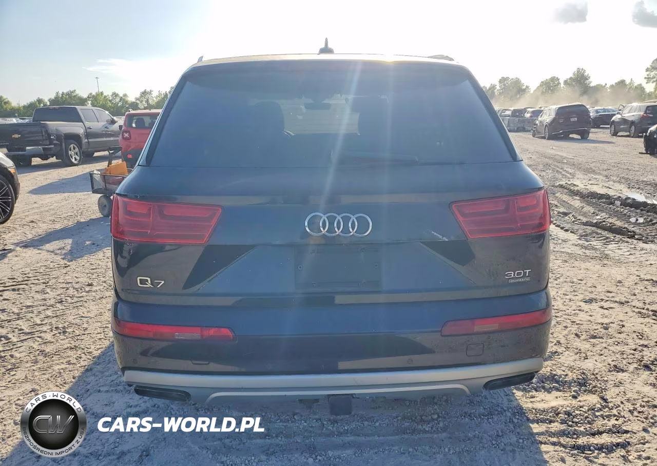 2017 Audi Q7 Premium Plus VIN:WA1LAAF72HD023816 - 6