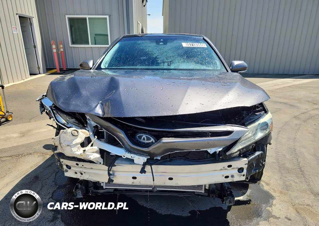 2018 Toyota Camry Xse VIN:4T1B61HKXJU562738 - 5