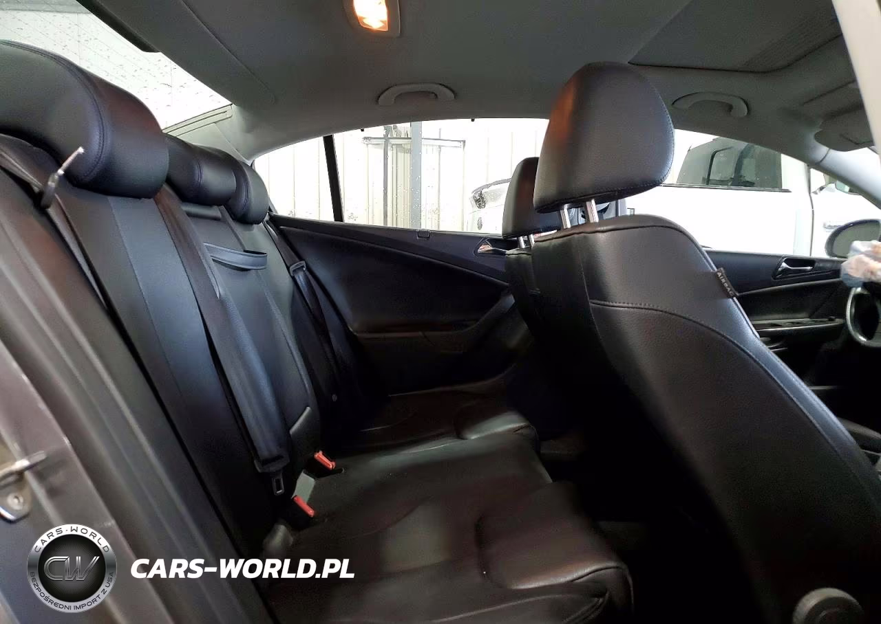2008 Volkswagen Passat Komfort VIN:WVWAK73C28P082118 - 10