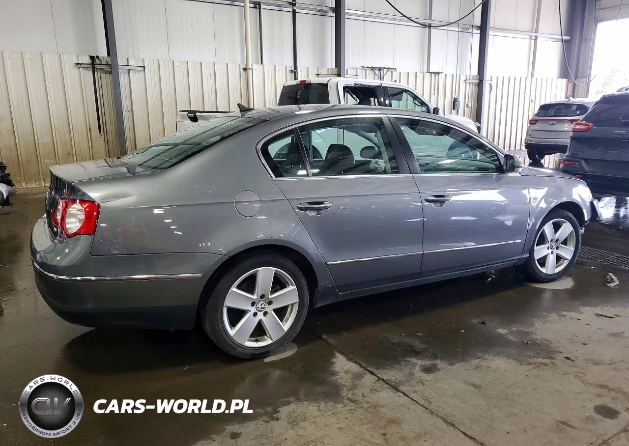 2008 Volkswagen Passat Komfort VIN:WVWAK73C28P082118 - 3