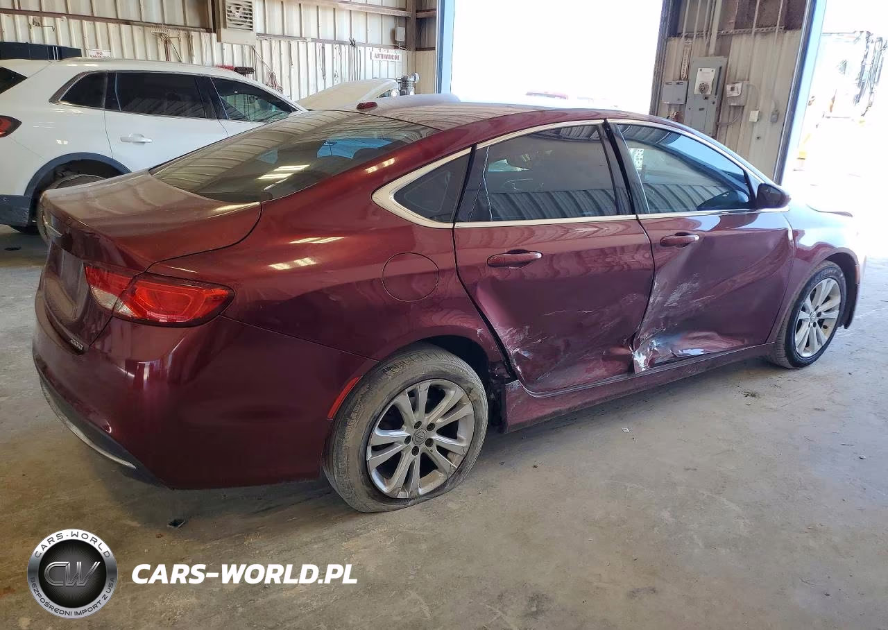 2015 Chrysler 200 Limited VIN:1C3CCCAB1FN747645 - 3