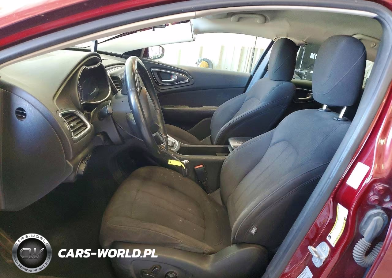 2015 Chrysler 200 Limited VIN:1C3CCCAB1FN747645 - 7
