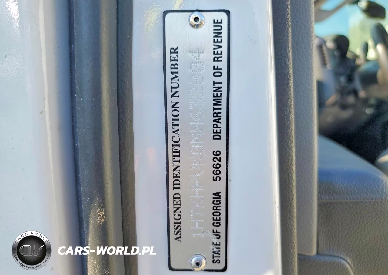 2021 Chevrolet Silverado Medium Duty VIN:1HTKHPVK0MH632804 - 12