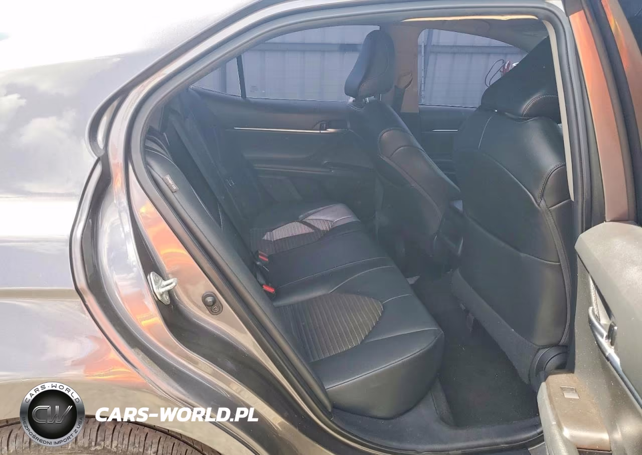 2021 Toyota Camry Se VIN:4T1G11AK6MU466110 - 10