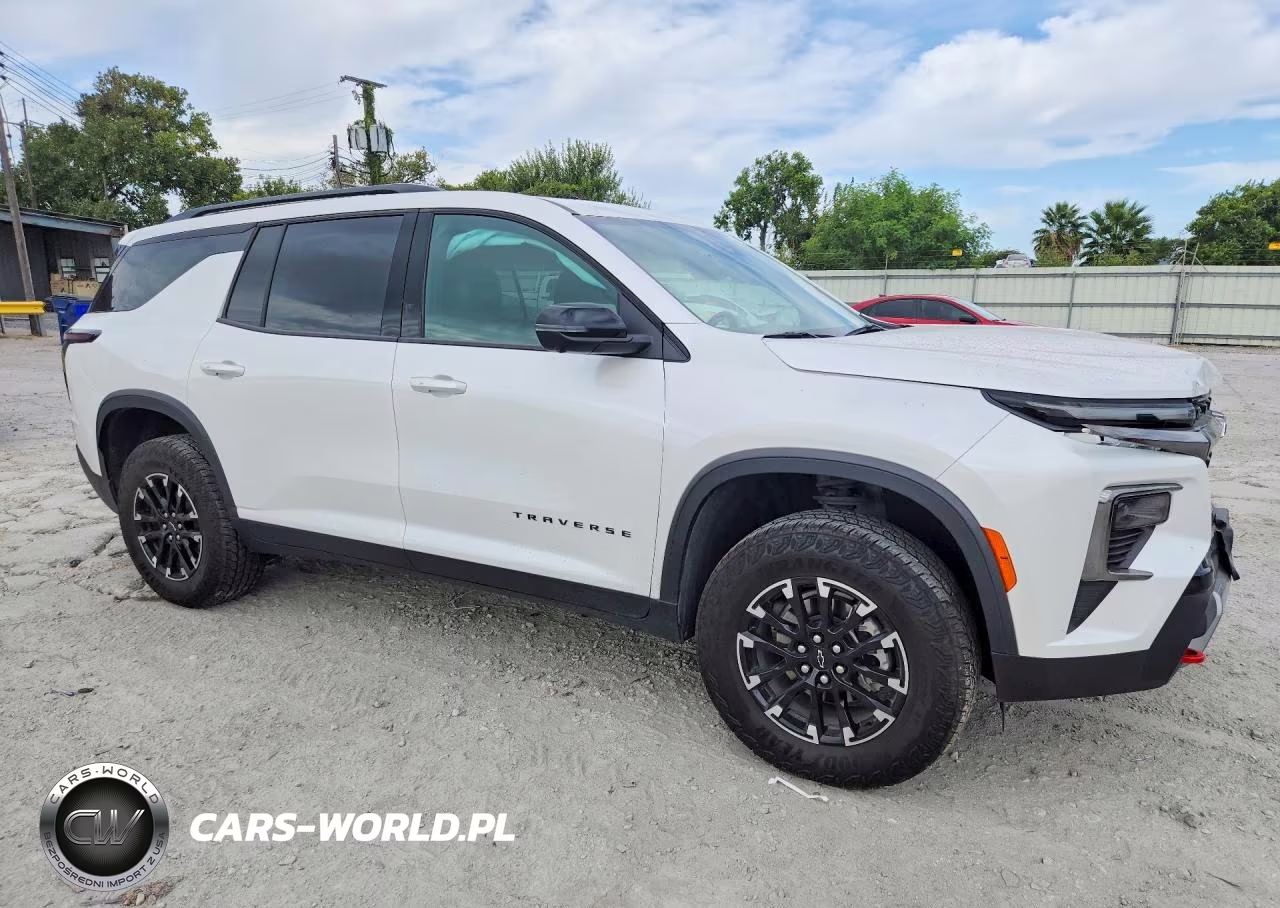 2025 Chevrolet Traverse Z71 VIN:1GNEVJRS9SJ191262 - 4