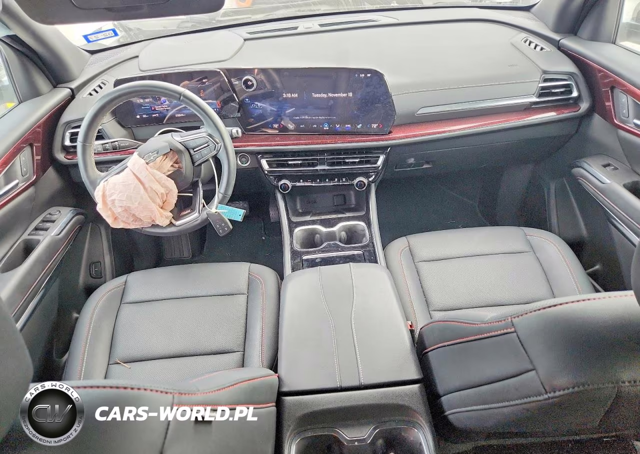 2025 Chevrolet Traverse Z71 VIN:1GNEVJRS9SJ191262 - 8